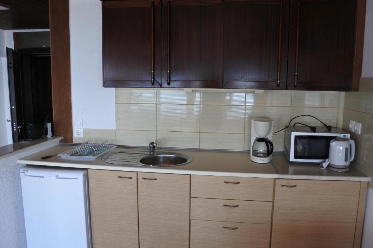 Big Dino'S Galini Apartment Аспровалта Екстериор снимка