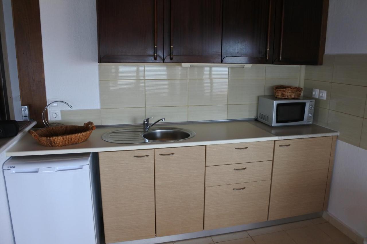 Big Dino'S Galini Apartment Аспровалта Екстериор снимка