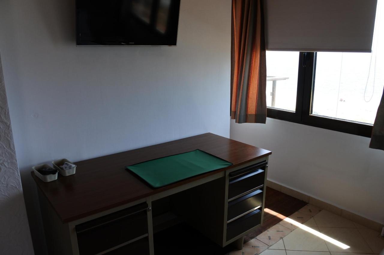 Big Dino'S Galini Apartment Аспровалта Екстериор снимка